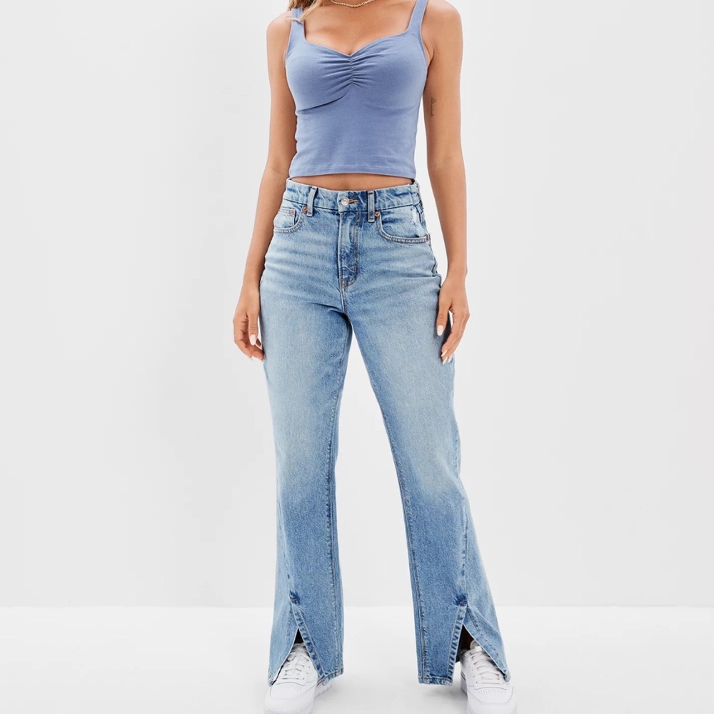 AMERICAN EAGLE Stretch Curvy 90s Bootcut Jeans With Front Slit Size 4 Short